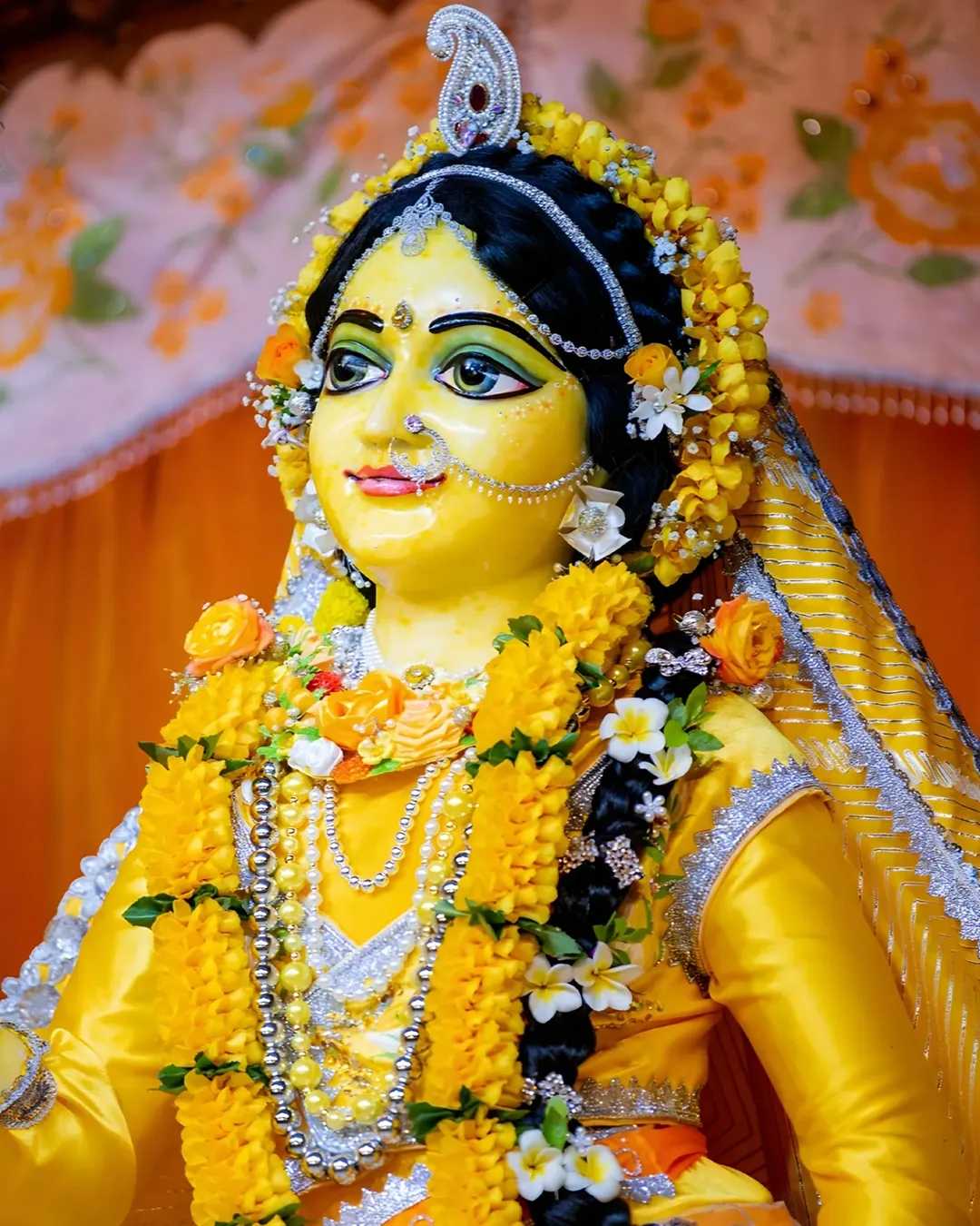 Lord-Radha-Krishna-Wallpaper-4