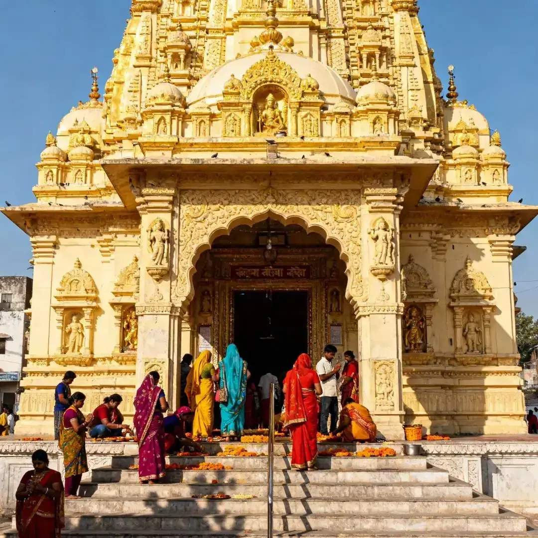 https://drive.gurucool.life/blogsImage/1760242057836.Patan-Devi-Mandir-Patna,-Bihar.webp