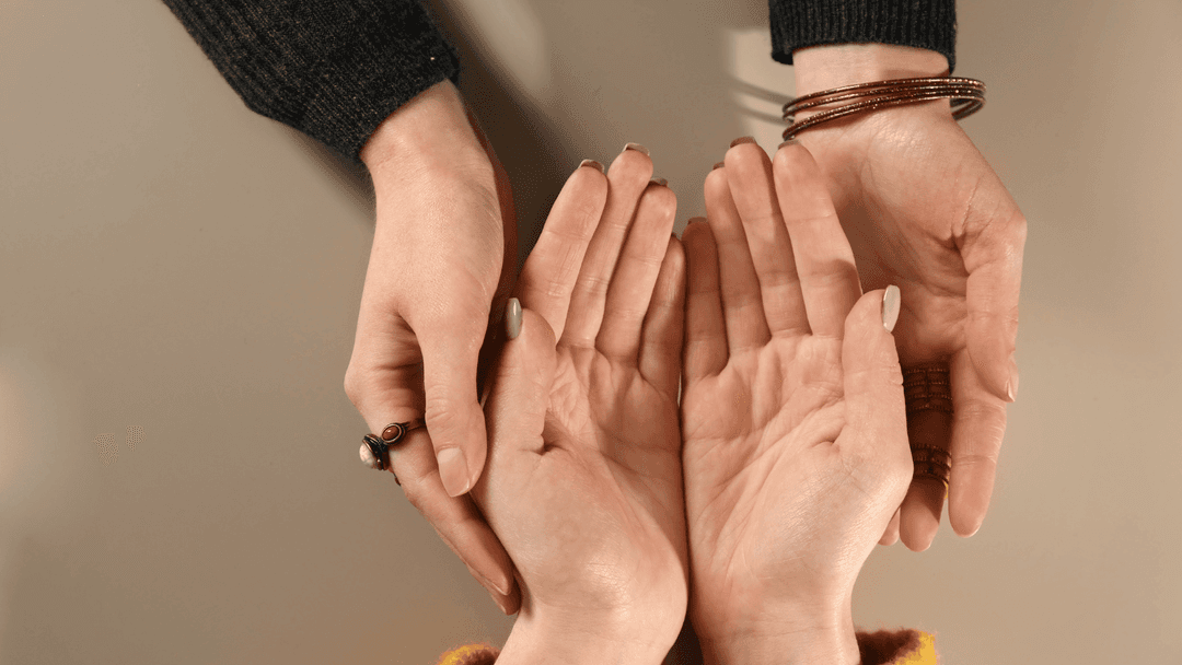 https://drive.gurucool.life/blogsImage/linePalm.png